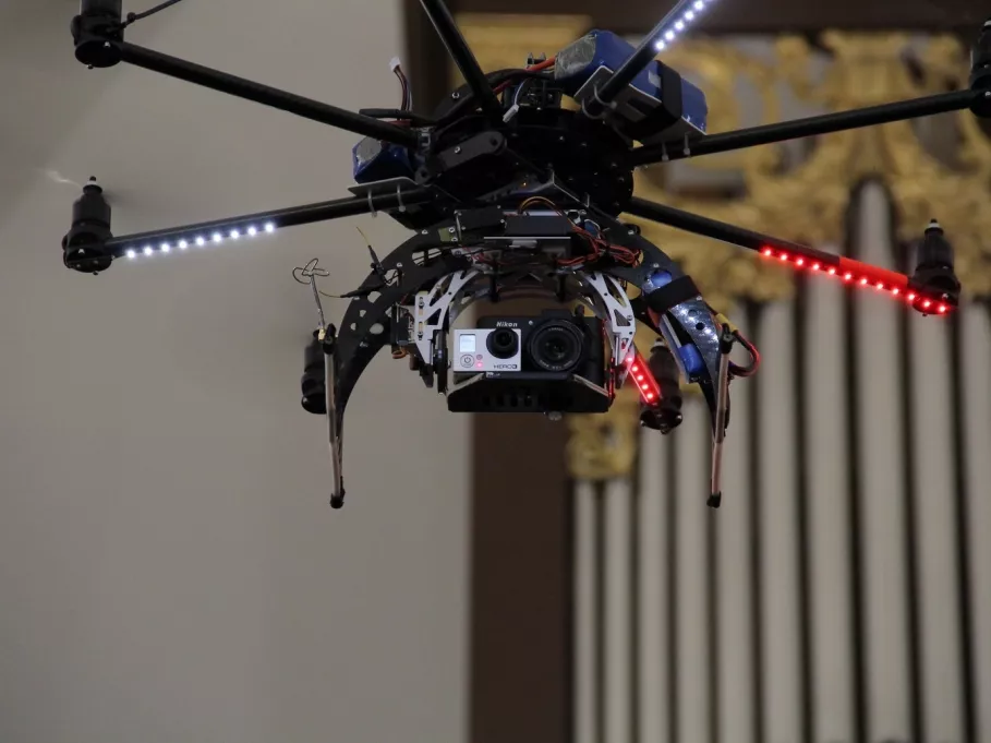3D-s felmérést végez a repülő robot