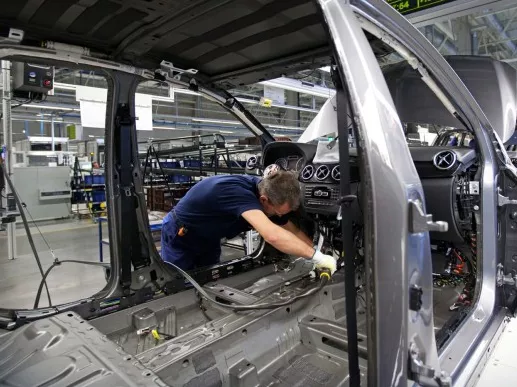 Kecskeméten most nem bővít a Mercedes