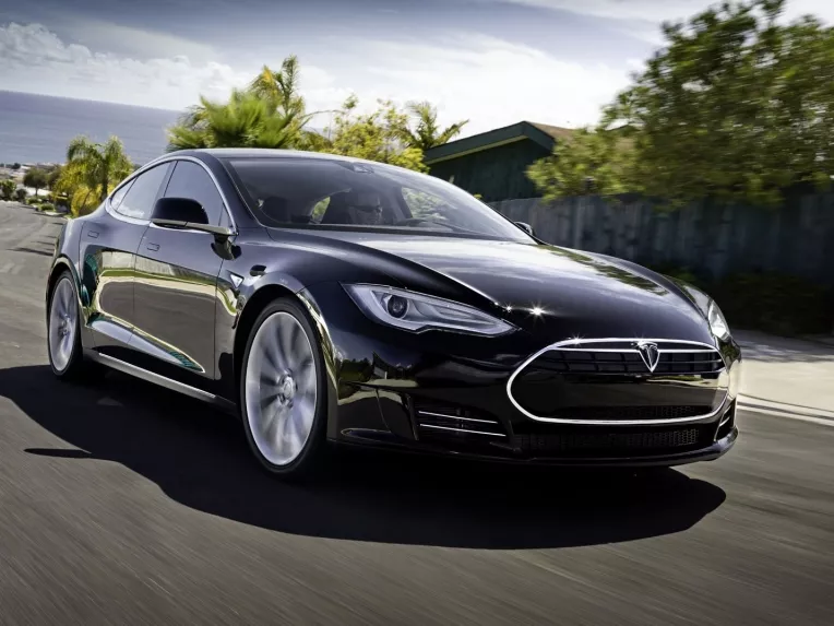 Megirigyelte a Tesla sikerét a GM