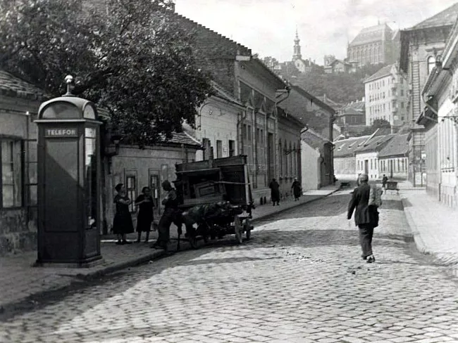 Kétezerötszáz lakosonként egyet