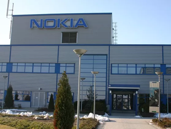 A Microsoft bezárja a komáromi gyárat
