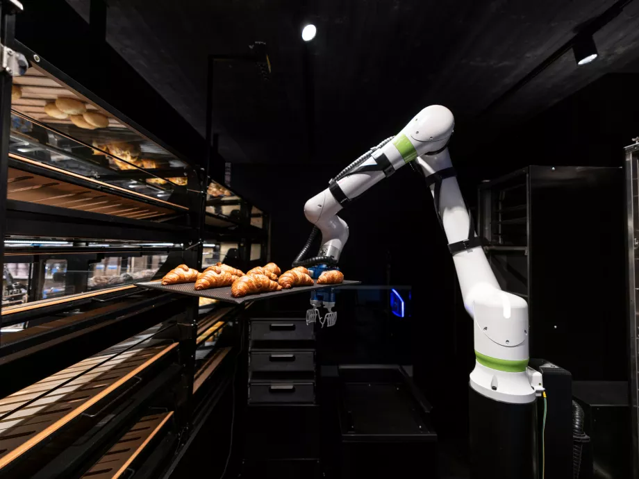 A FANUC az Automatica kiállításon mutatja be a robotok sokszínűségét