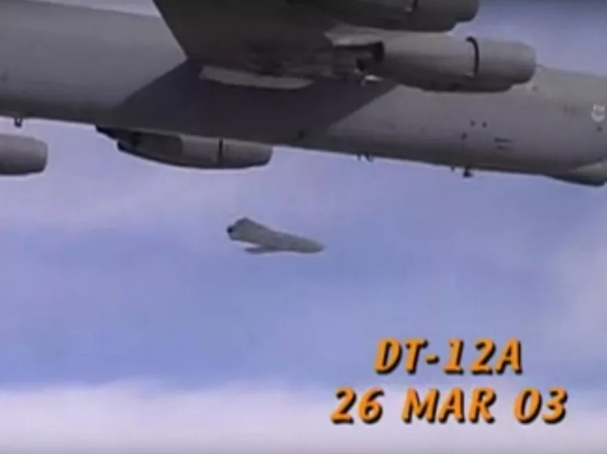 Nagyobb hatótávolságú rakétát kapnak a B52-esek