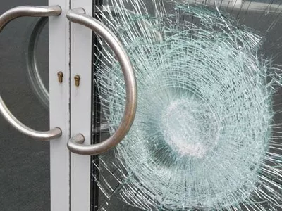 Az USA-ban életeket menthetett a törhetetlen üveg