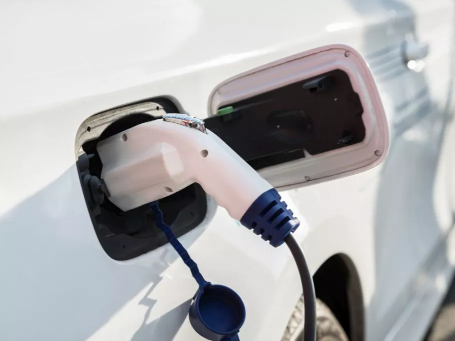 A jövő útja az elektromobilitás és a digitalizáció