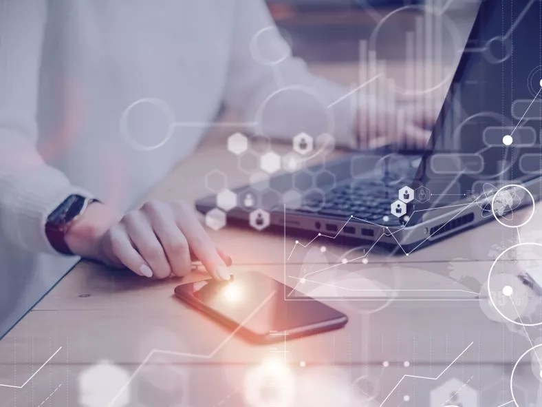 A digitális átálláshoz kapnak segítséget a kkv-k