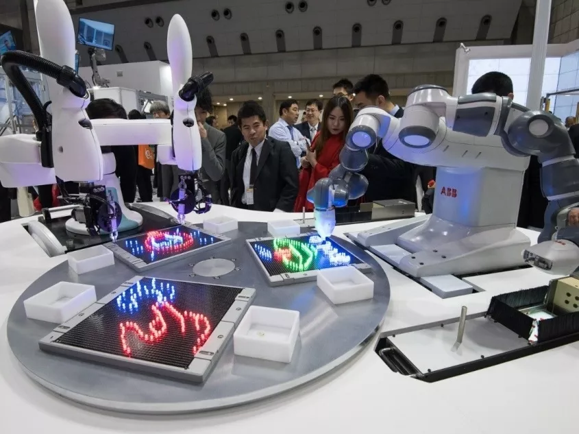 Kollaboratív robotokhoz fejlesztettek interfészt