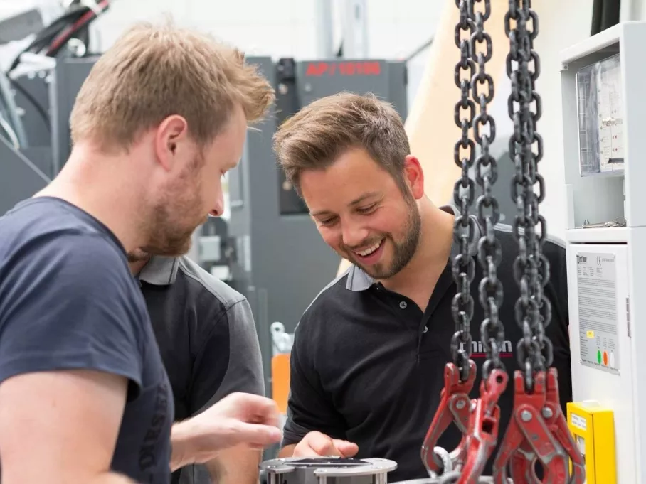 Megtartották a CNC-profik nemzetközi találkozóját