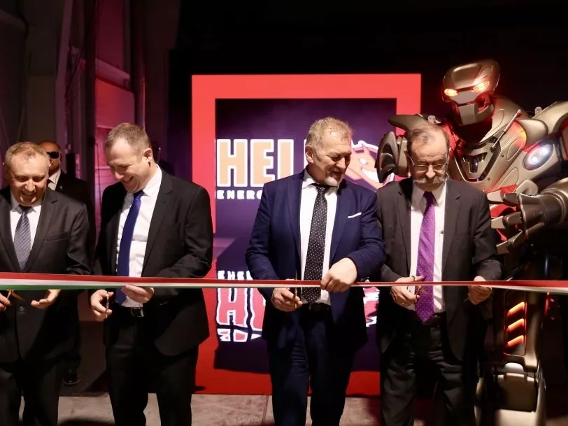 Robot avatta fel a magasraktárat