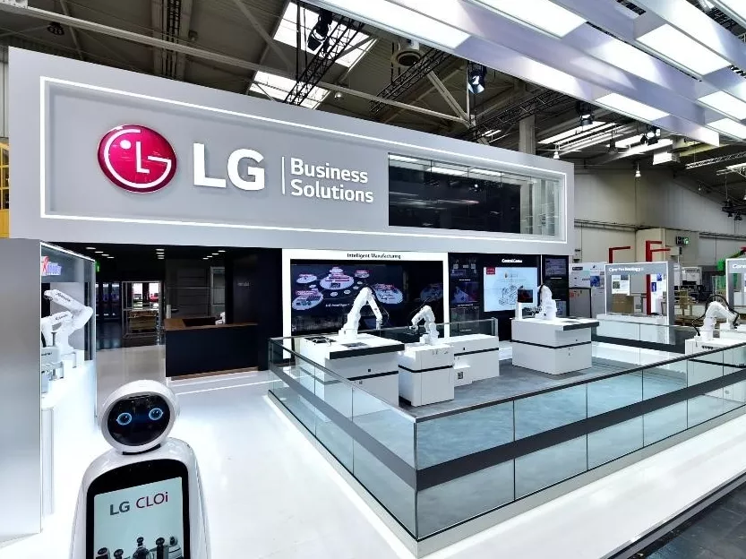 Az LG is robotkarjait helyzete a fókuszba a Hannover Messén