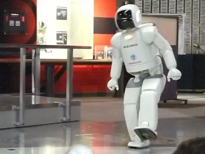 Megállíthatatlan a humanoid robotok evolúciója