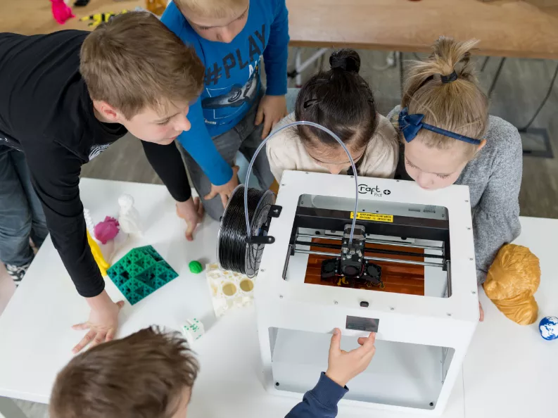 Ingyenes oktatási anyagok 3D-nyomtatáshoz