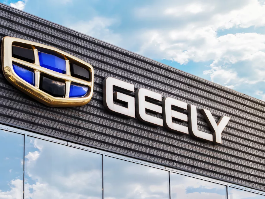 Felvillanyozhatja a hazai új kisautók piacát az új Geely E2