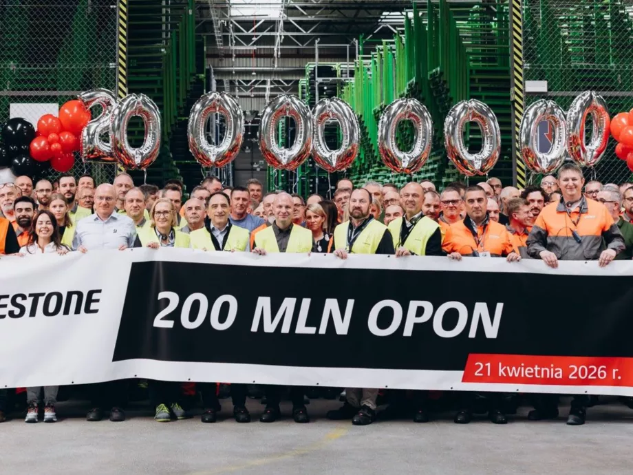 Legördült a 200 milliomodik gumiabroncs a Bridgestone lengyelországi üzeméből