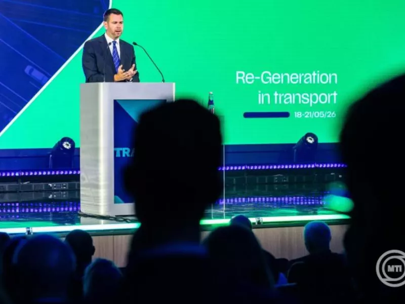 Vitézy Dávid: egyértelmű felhatalmazást kapott a kormány a közösségi közlekedés fejlesztésére