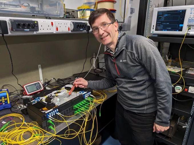 Jön a 4,5 milliószor gyorsabb otthoni internet