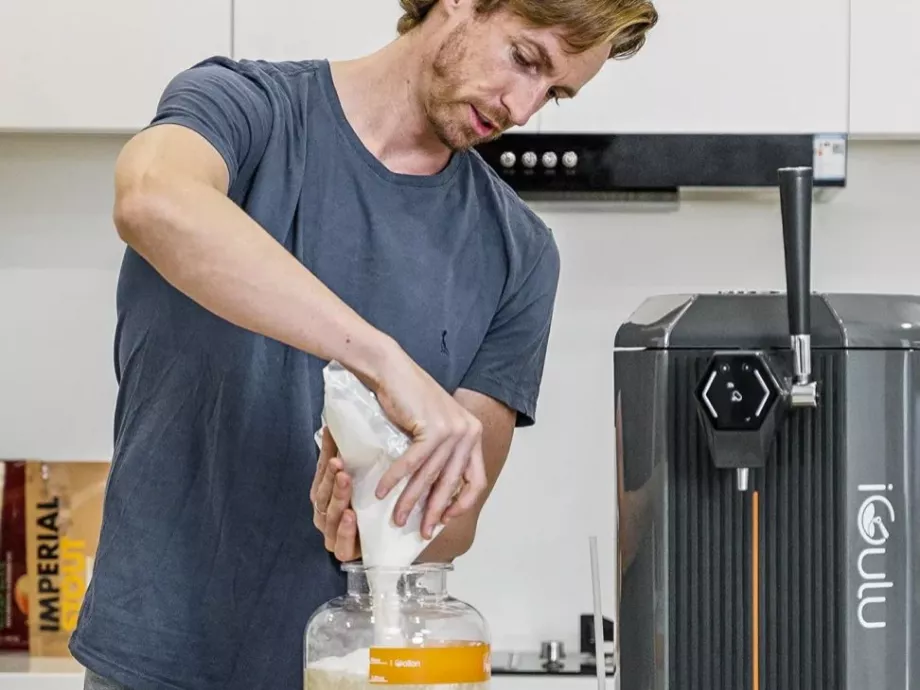 Megoldások kánikulára: automata sörfőző gép otthonra
